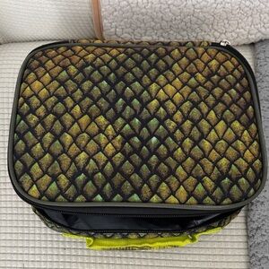 Thermos Reptile Pattern Carrier in Green and Black